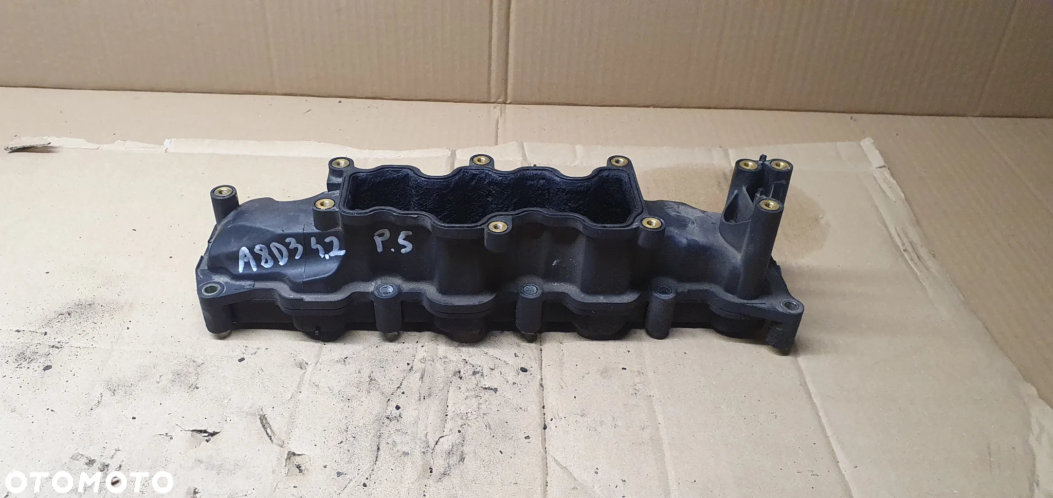 Kolektor ssący prawy klapki kolektora Audi A8 D3 4.2 TDI 057129712G - 2