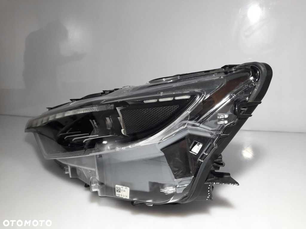 MASERATI LEVANTE GRANSPORT BI XENON FULL LED LEWY 6701527220 - 6