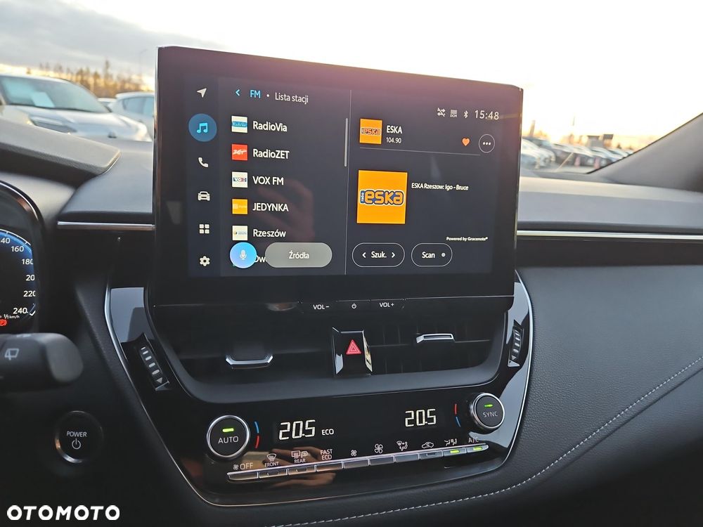 Toyota Corolla 1.8 Hybrid Comfort - 22