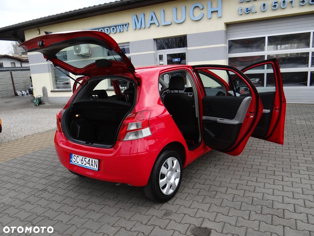 Toyota Yaris 1.0 Terra EU5 - 19