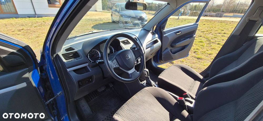 Suzuki Swift - 12