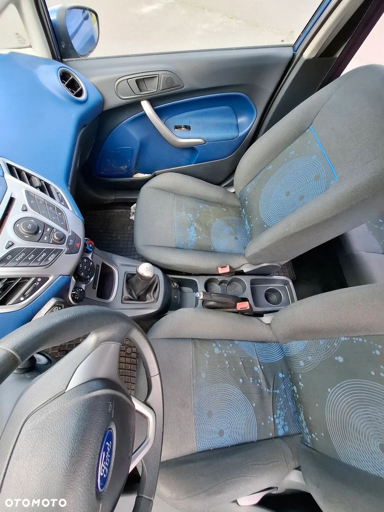 Ford Fiesta 1.25 Trend - 23