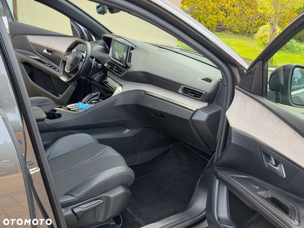 Peugeot 3008 1.6 PureTech HYbrid GT S&S EAT8 - 29