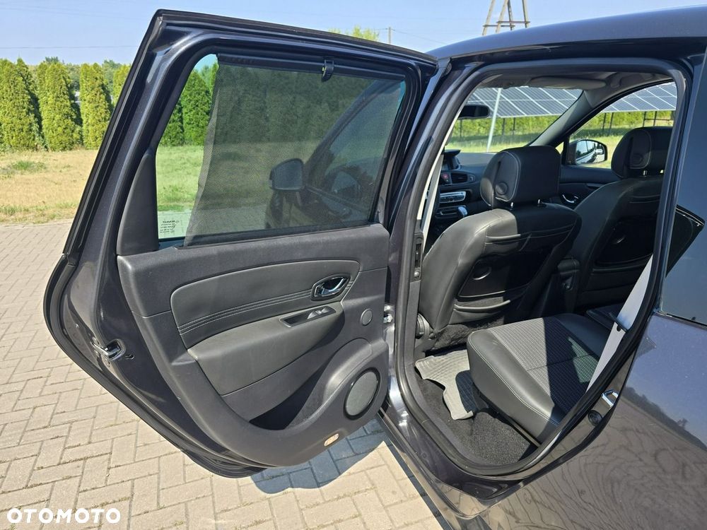 Renault Grand Scenic - 18