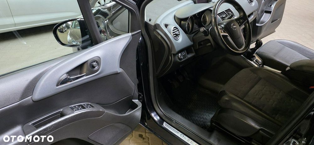 Opel Meriva - 11