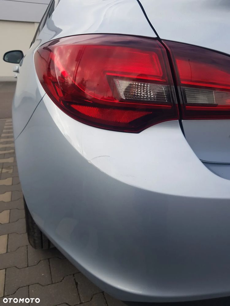 Opel Astra IV 1.4 T Active - 9