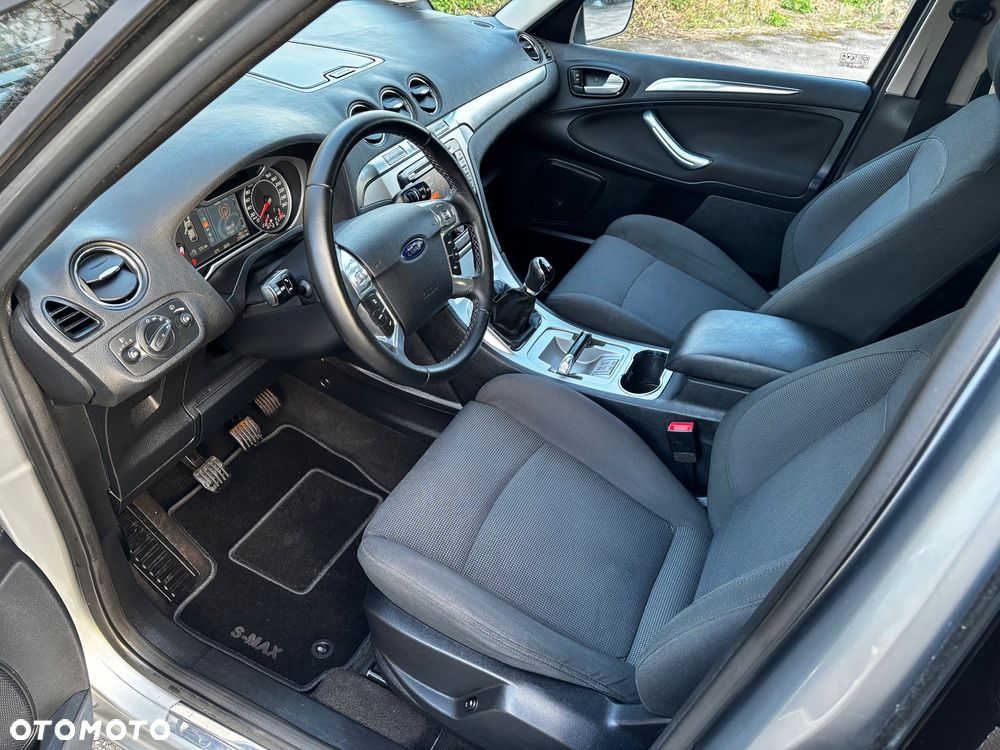 Ford S-Max 2.0 Titanium - 17