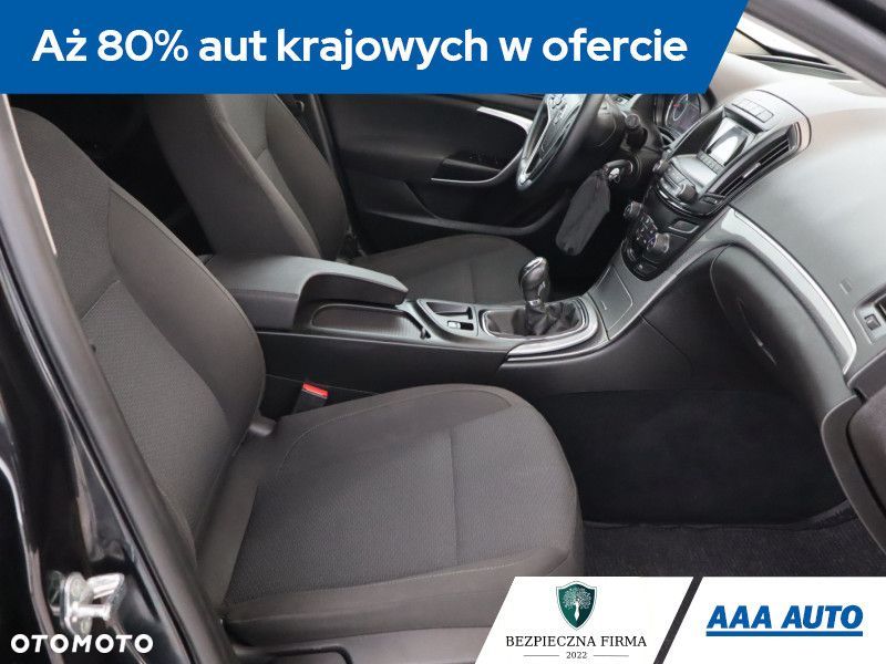 Opel Insignia - 11