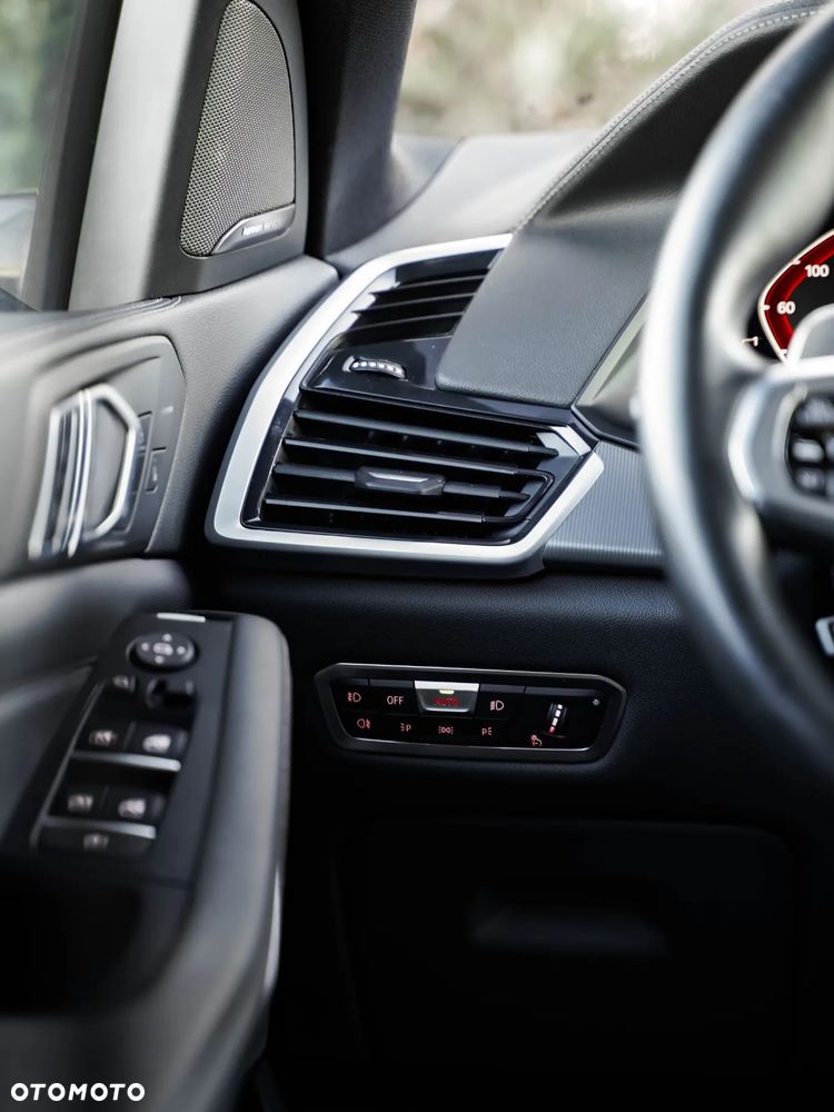 BMW X5 xDrive40i - 27