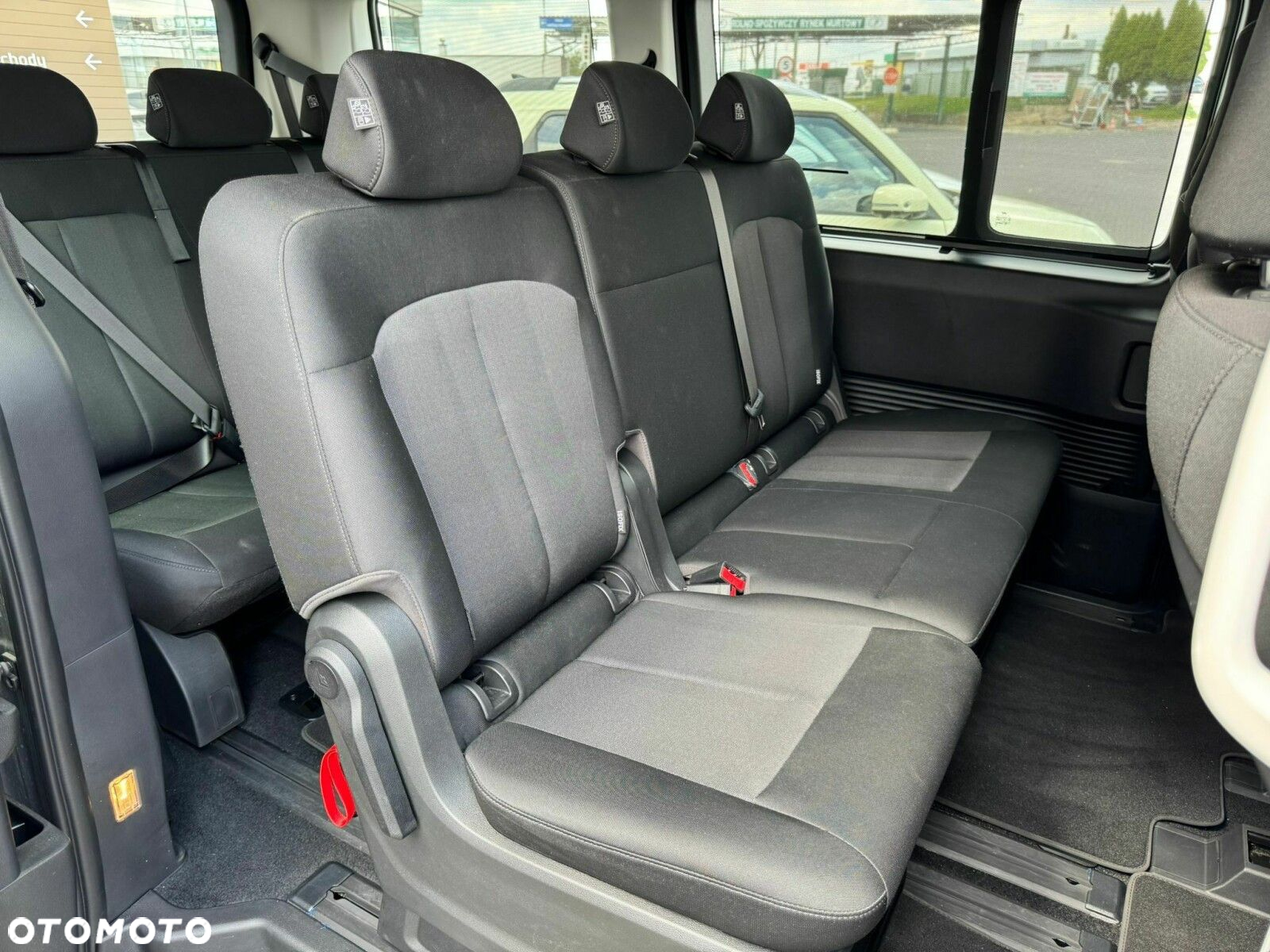 Hyundai Staria - 21
