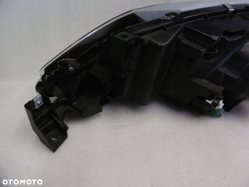 mitsubishi eclipse cross - lampa prawa led - 4