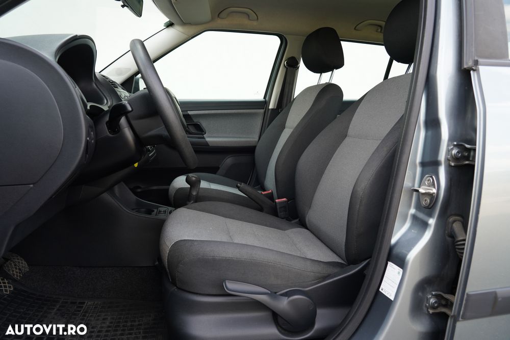 Skoda Fabia 1.2 HTP Active - 15