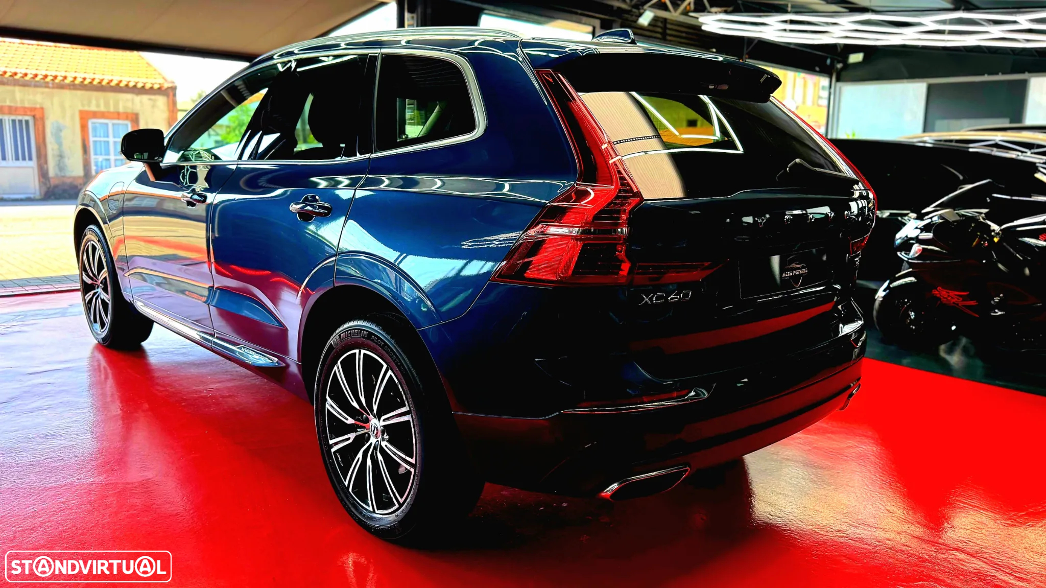 Volvo XC 60 2.0 T8 PHEV Inscription AWD - 6