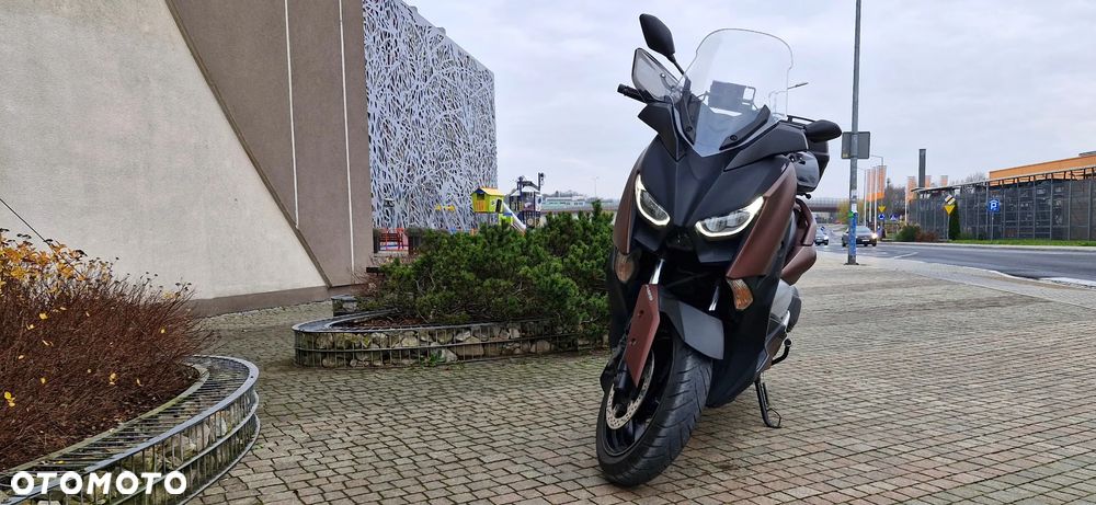 Yamaha X-max - 10