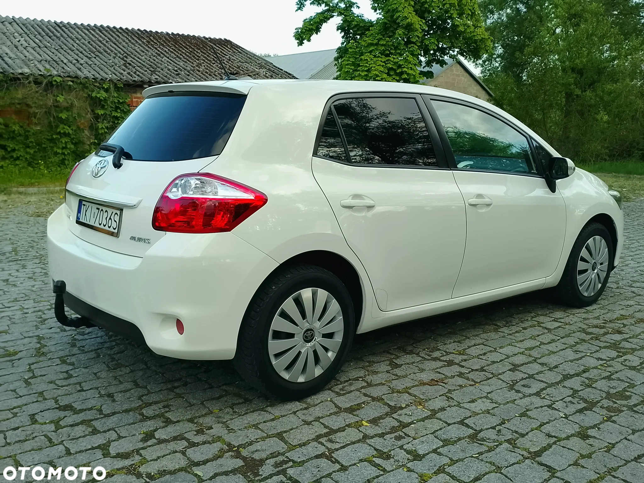 Toyota Auris 1.33 Dual-VVT-i Design Edition - 38