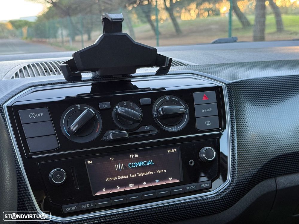VW Up! 1.0 Move - 45