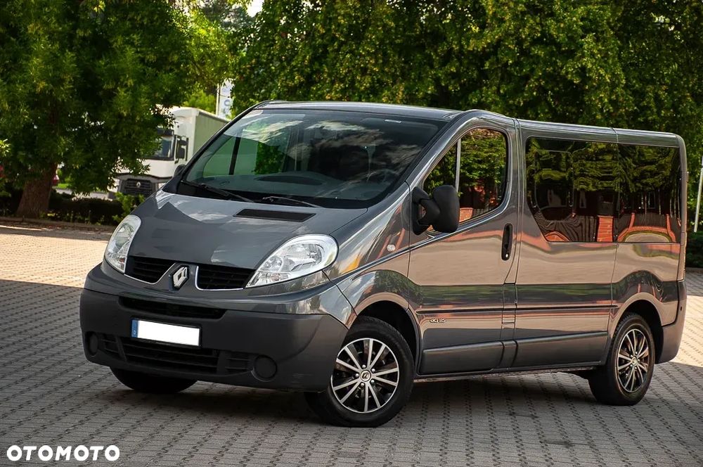 Renault Trafic - 2