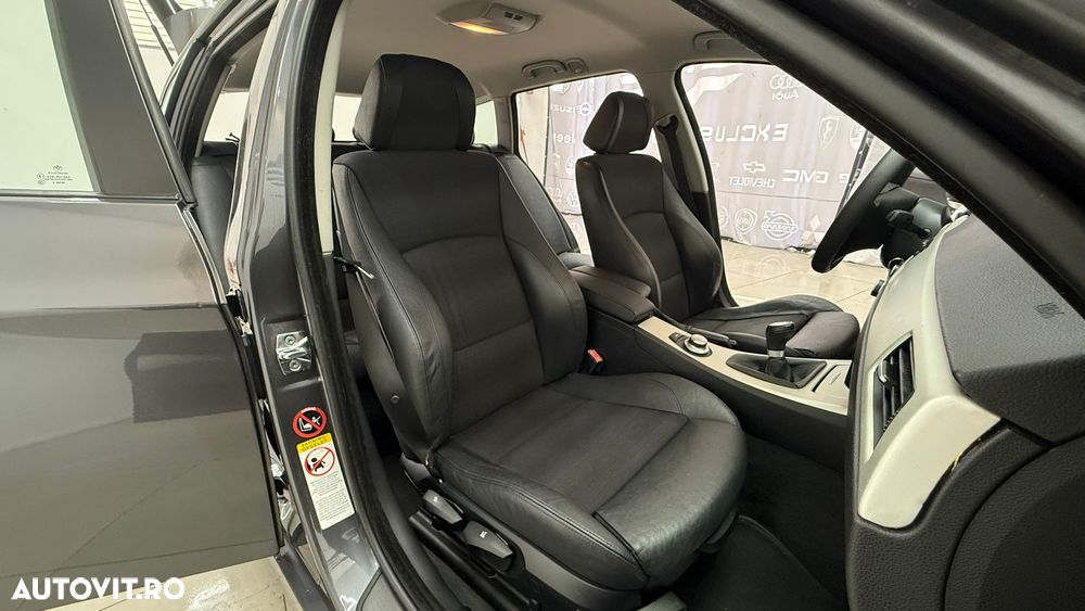 BMW Seria 3 318i Edition Sport - 19