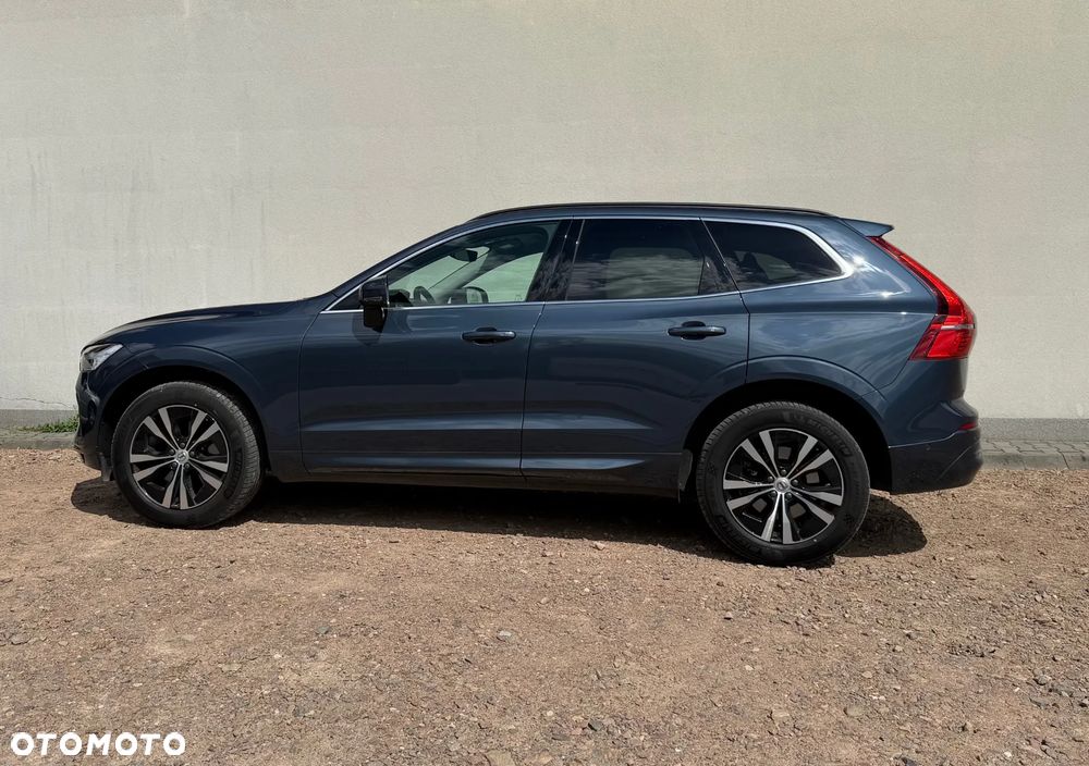 Volvo XC 60 B4 B Momentum Pro - 3