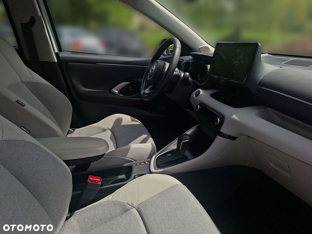 Toyota Yaris - 9