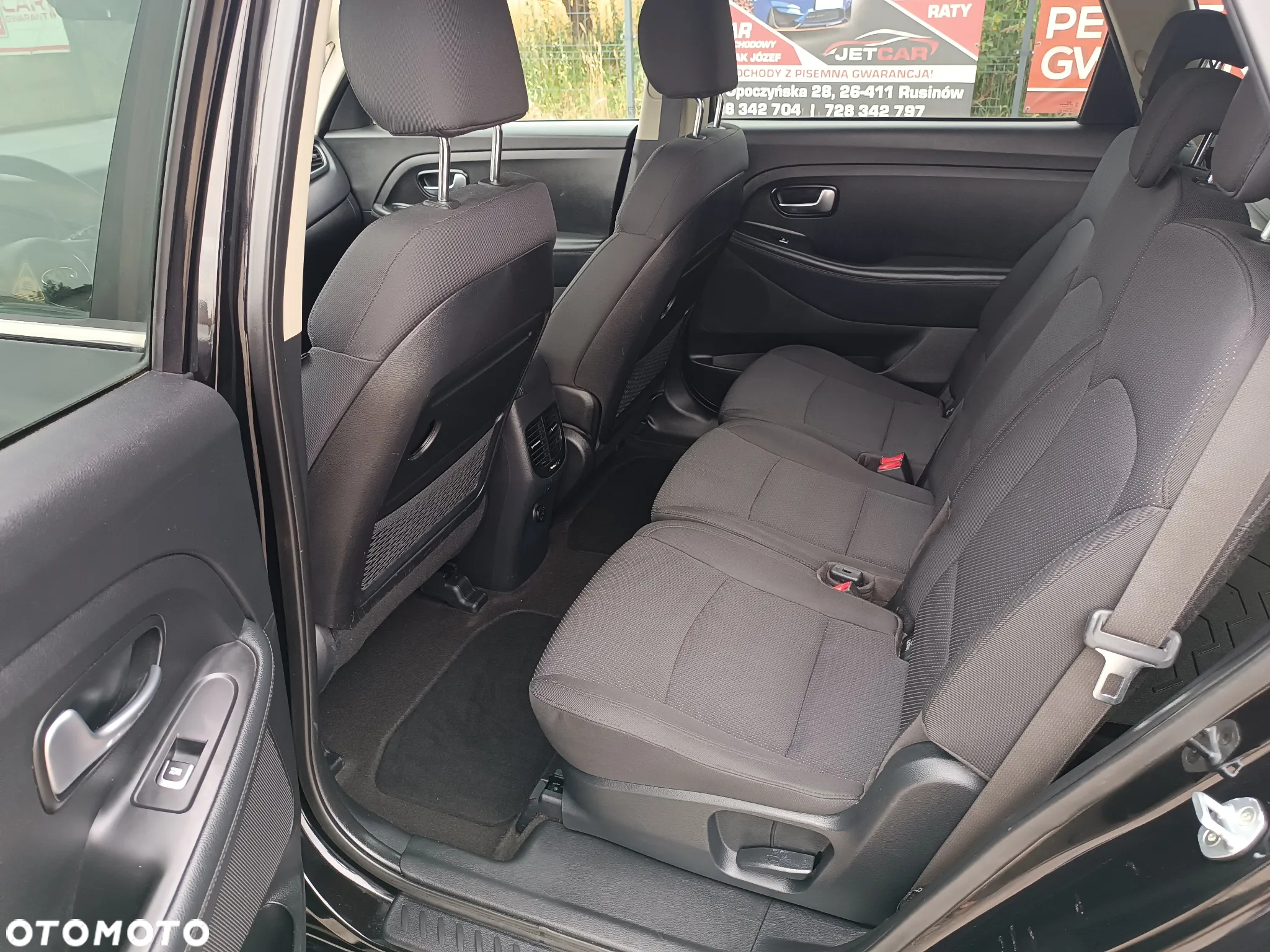 Kia Carens 1.7 CRDi 115 Fifa World Cup Edition - 22