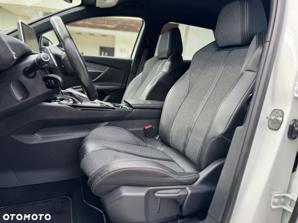 Peugeot 3008 - 21