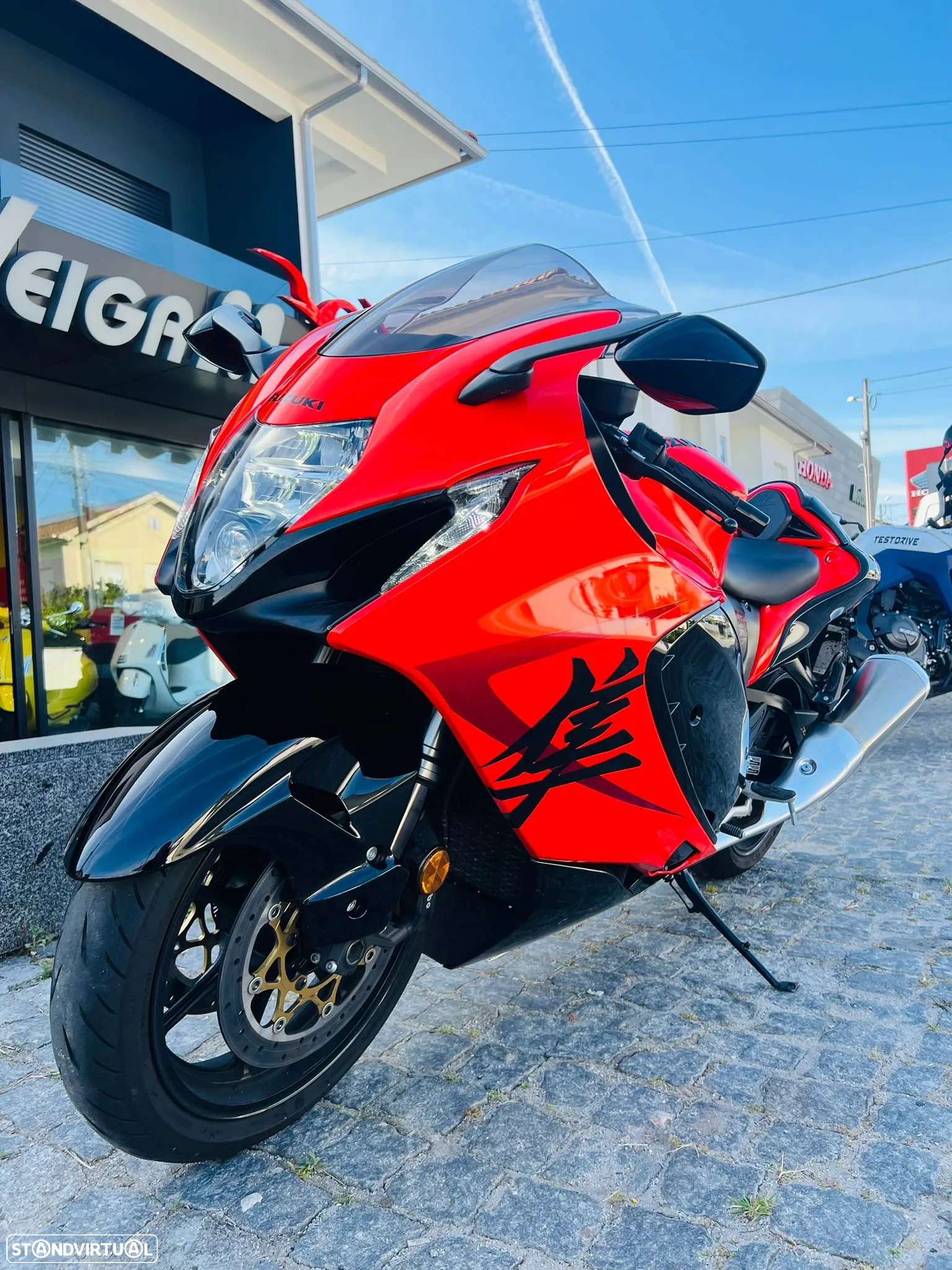 Suzuki GSX-R 1300 HAYABUSA 25th Anniversary Edition - 4