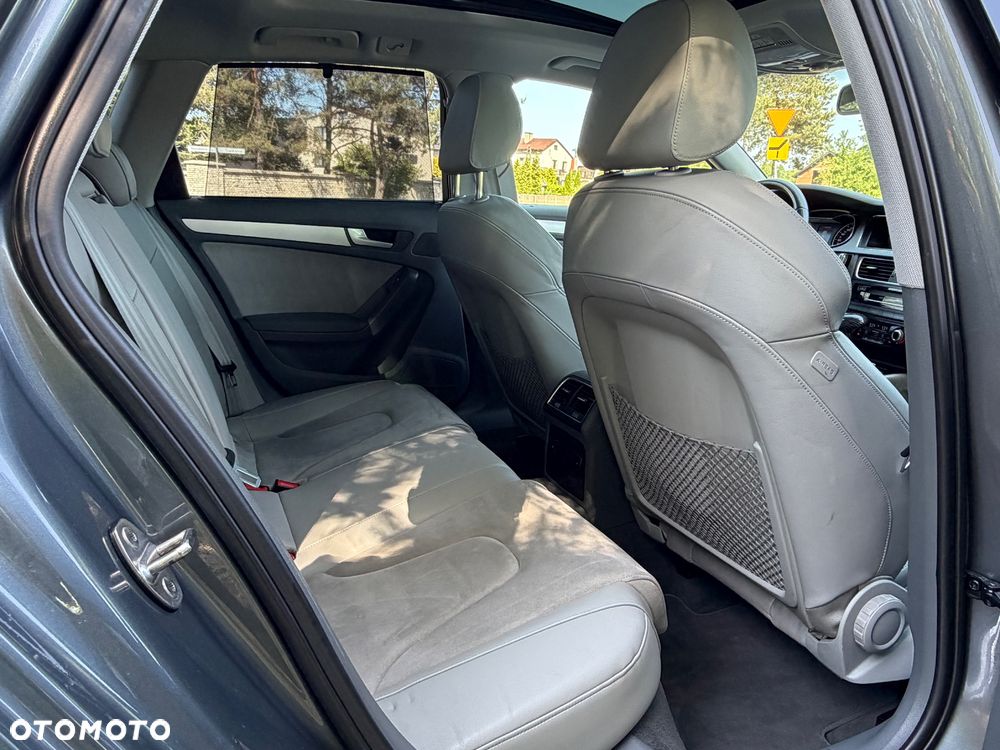 Audi A4 Avant 3.0 TFSI quattro S tronic S line Sportpaket - 12