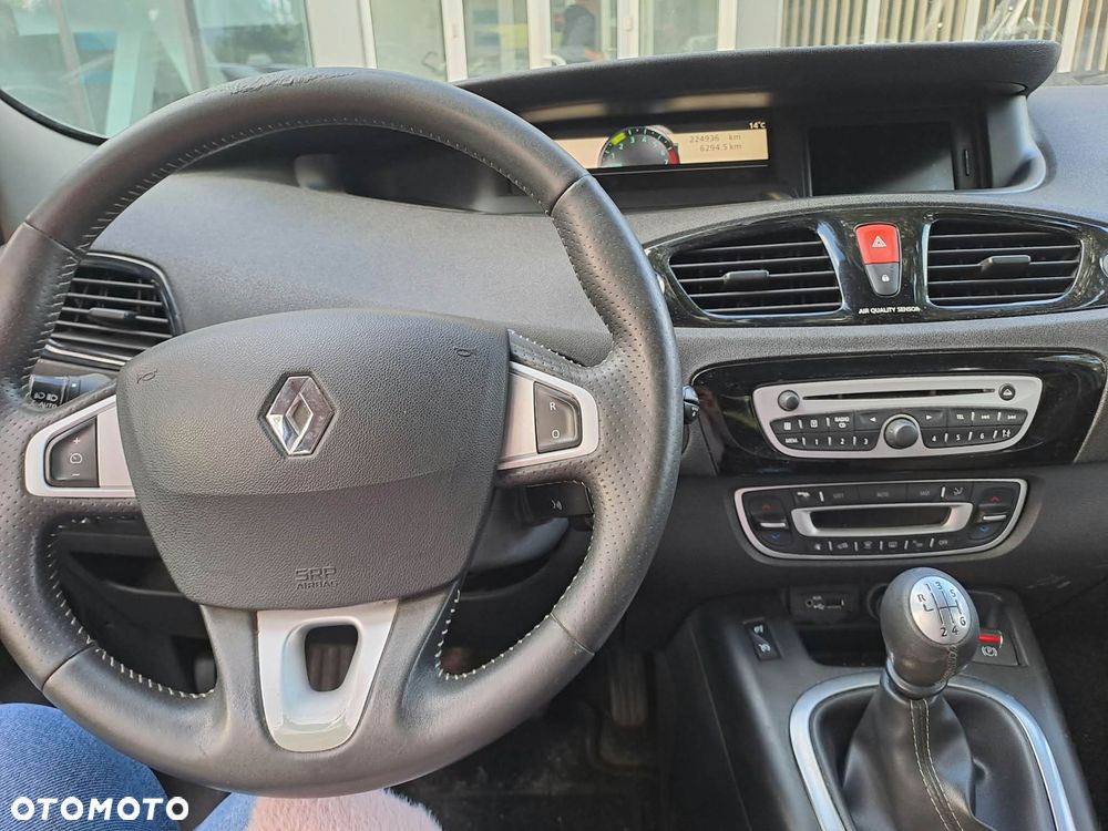 Renault Scenic 2011 photo 5