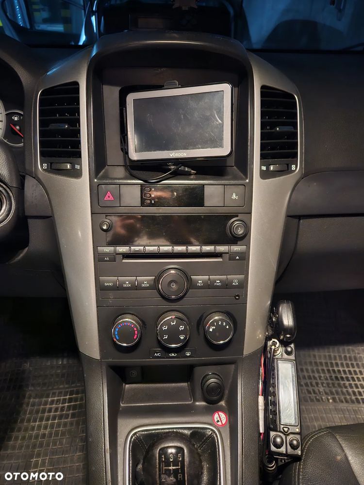 Chevrolet Captiva 2.4 LS - 7