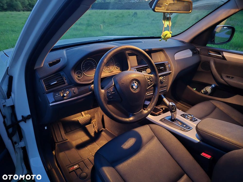 BMW X3 28i xDrive - 8