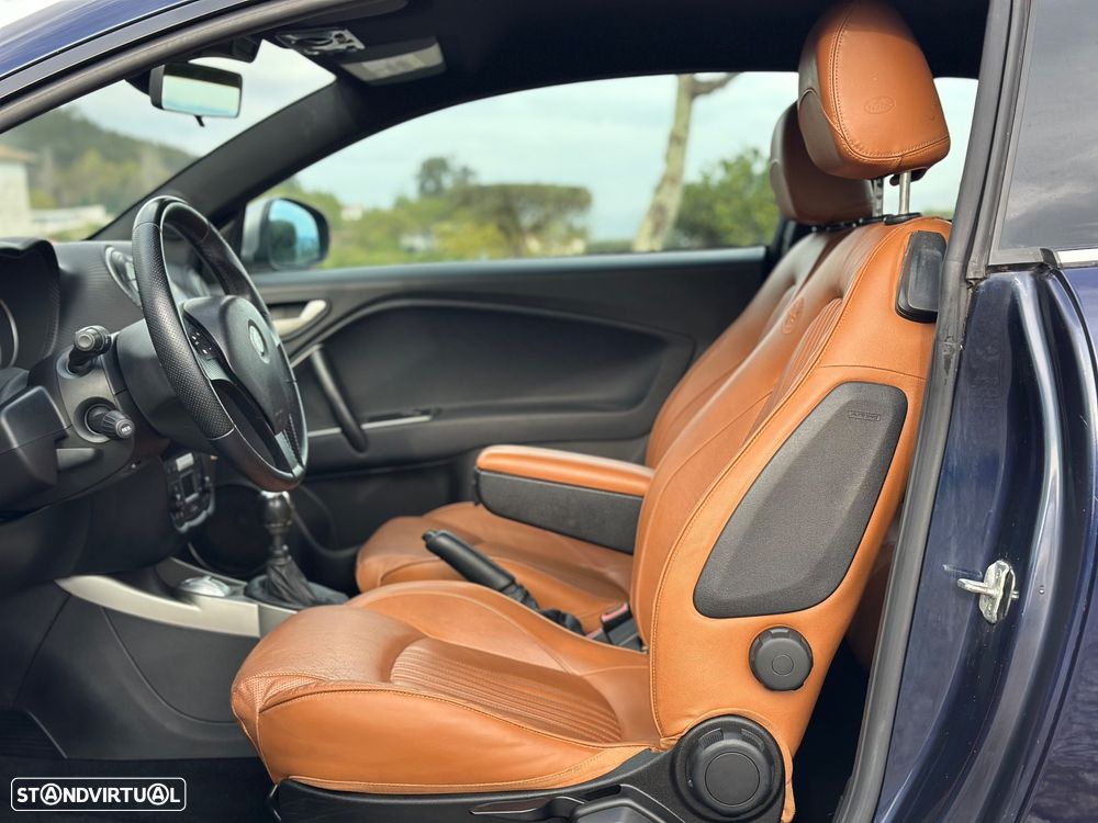 Alfa Romeo MiTo - 27