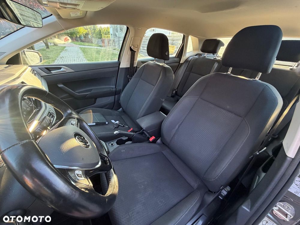 Volkswagen Polo - 11