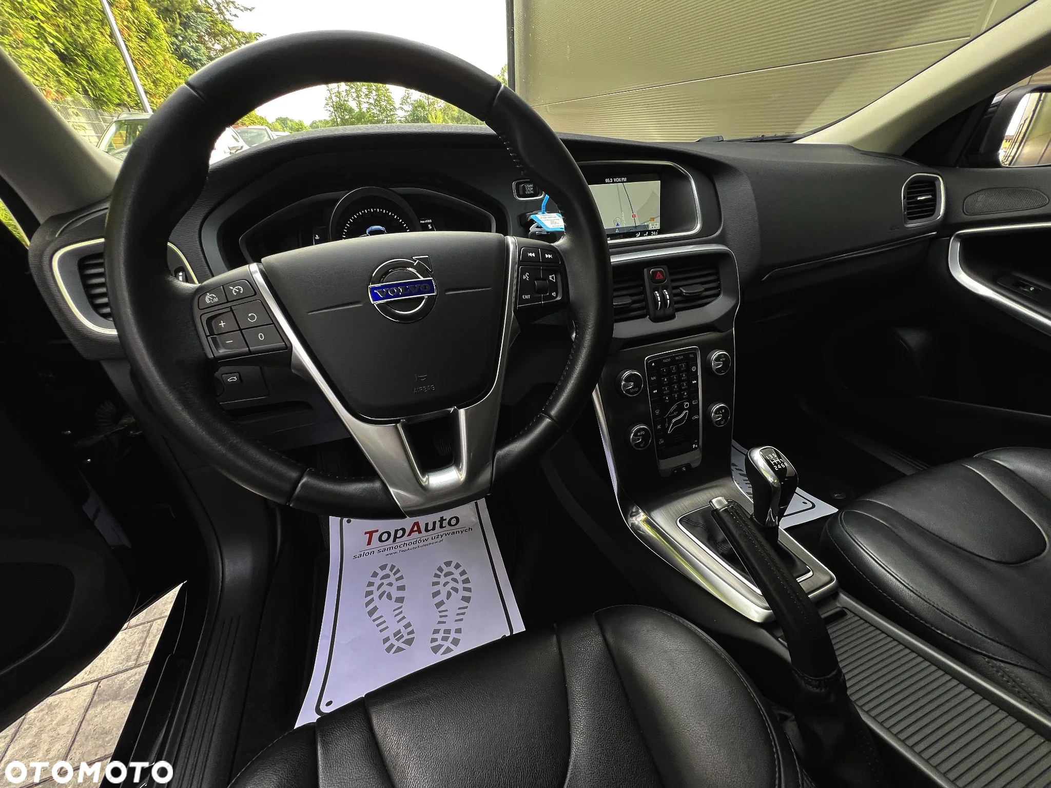 Volvo V40 D2 Drive-E Momentum - 33