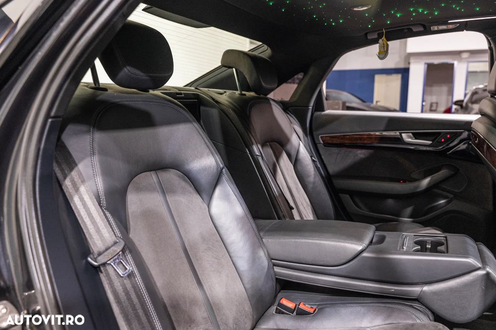 Audi A8 3.0 TDI DPF quattro Tiptronic - 33