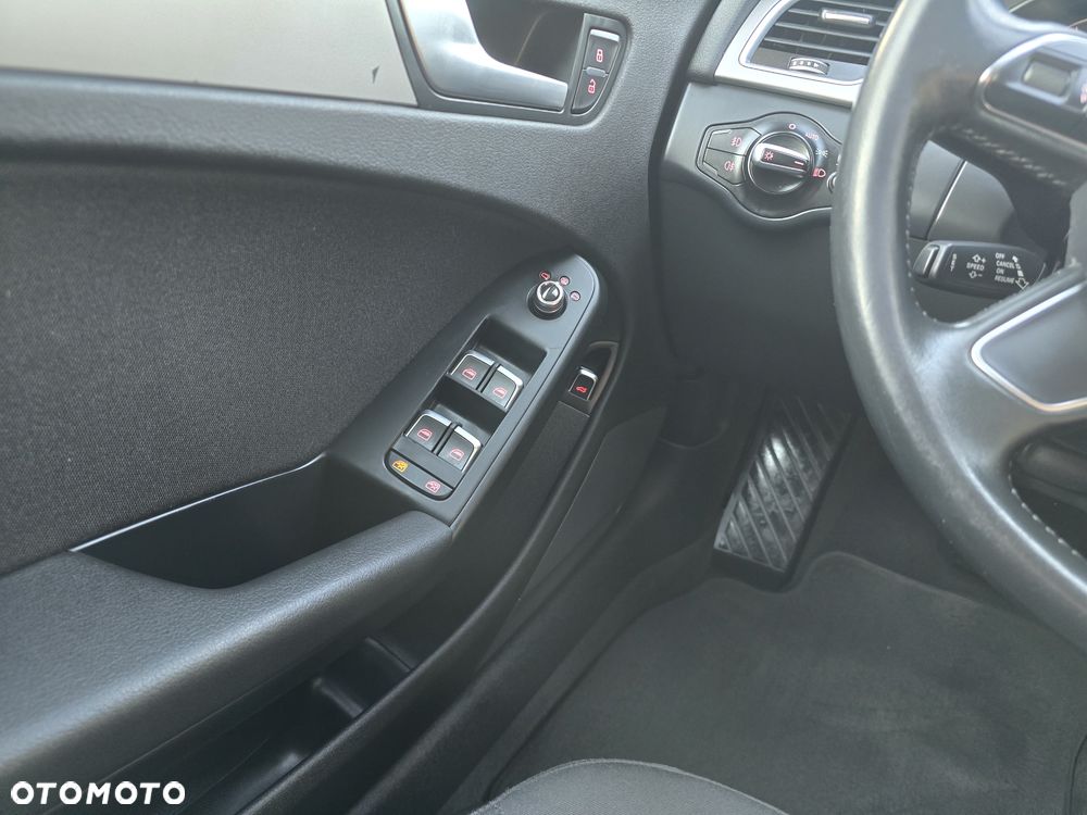 Audi A4 Avant - 33