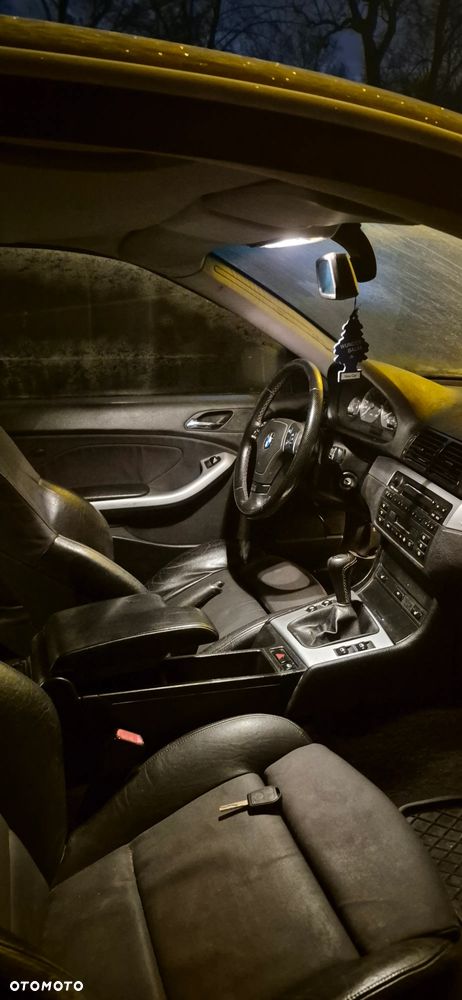 BMW Seria 3 323i - 13