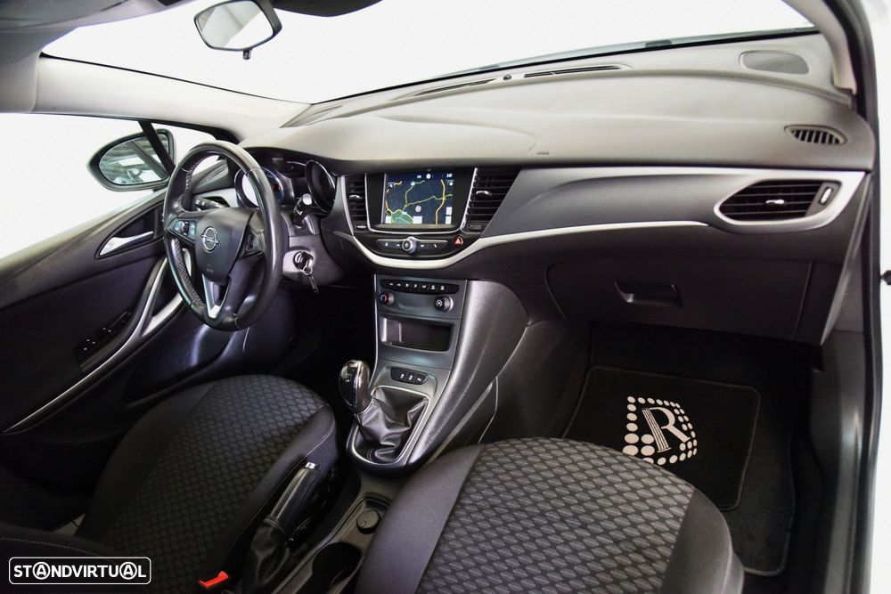 Opel Astra Sports Tourer 1.5 D Business Edition S/S - 18