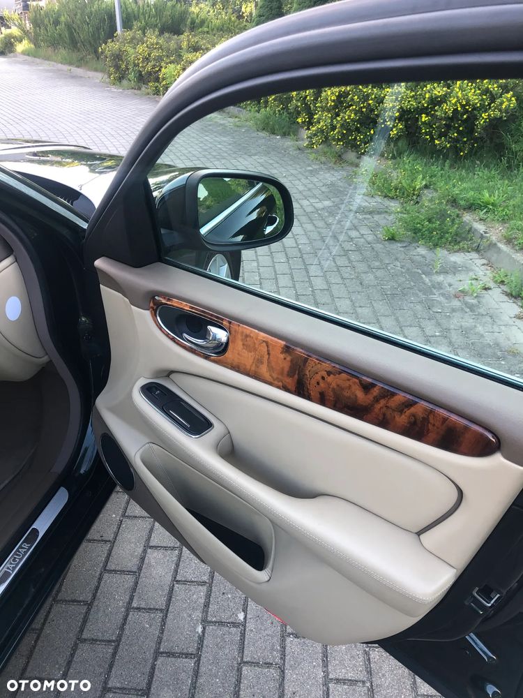 Jaguar XJ XJ6 2.7 D Executive - 14
