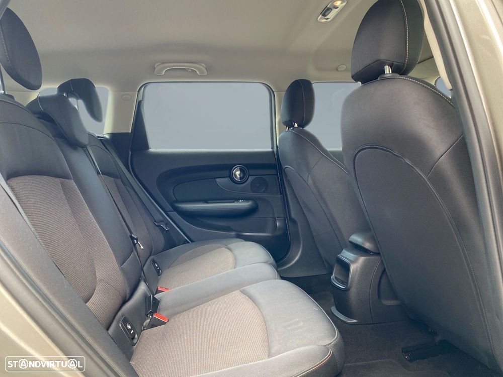 MINI Clubman One D 4Business Auto — fotografia 16