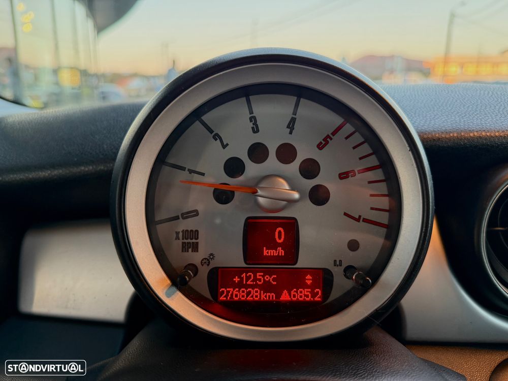 MINI 3 Portas Cooper D - 13