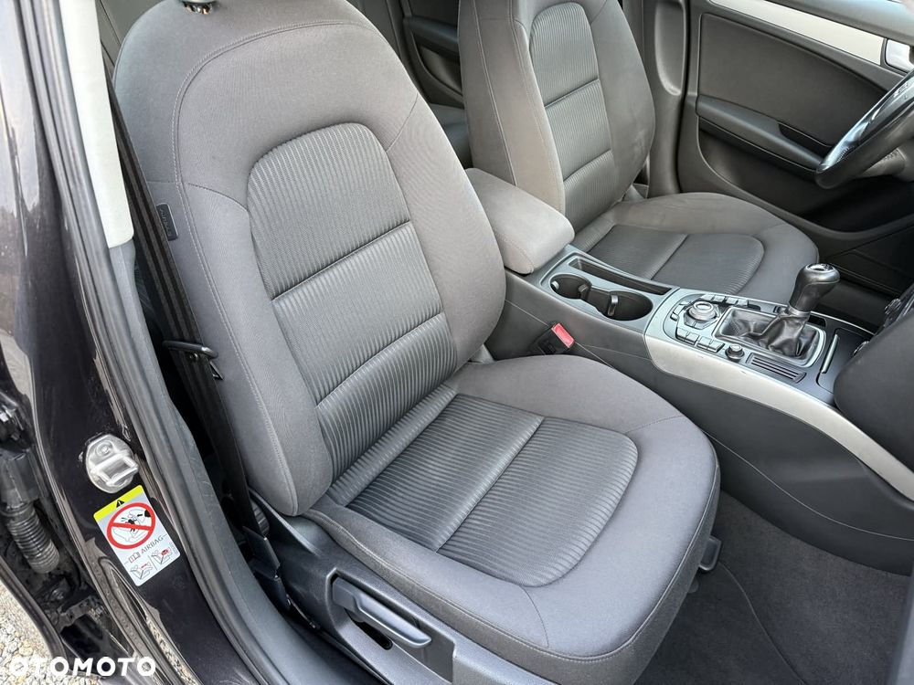 Audi A4 Avant 2.0 TFSI Attraction - 24