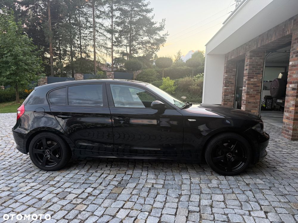 BMW Seria 1 118d - 4