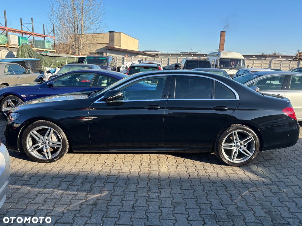 Mercedes-Benz Klasa E 220 d 4-Matic 9G-TRONIC - 5