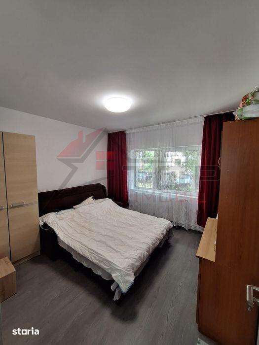 3 camere decomandat, renovat Mircea cel Batran_statia de Taxi — fotografia 1