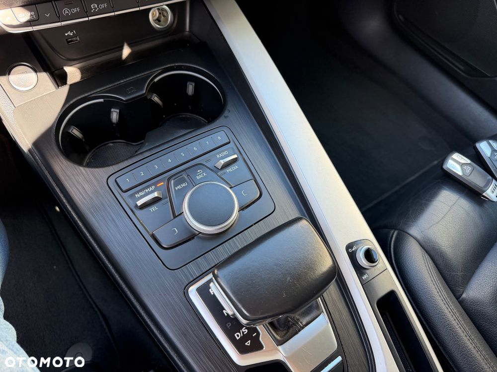 Audi A4 Avant g-tron 2.0 TFSI S tronic design - 18