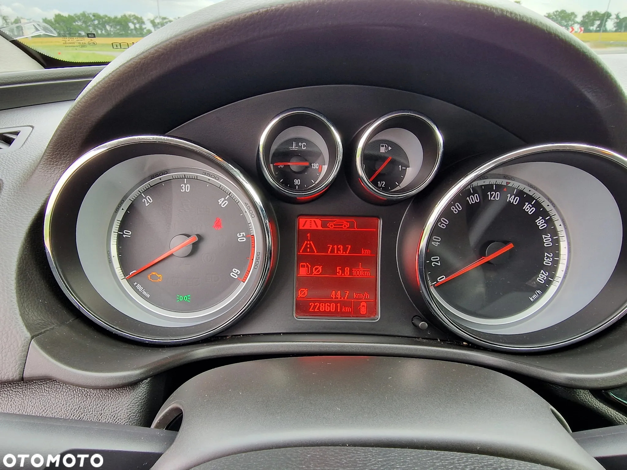 Opel Insignia 2.0 CDTI - 11