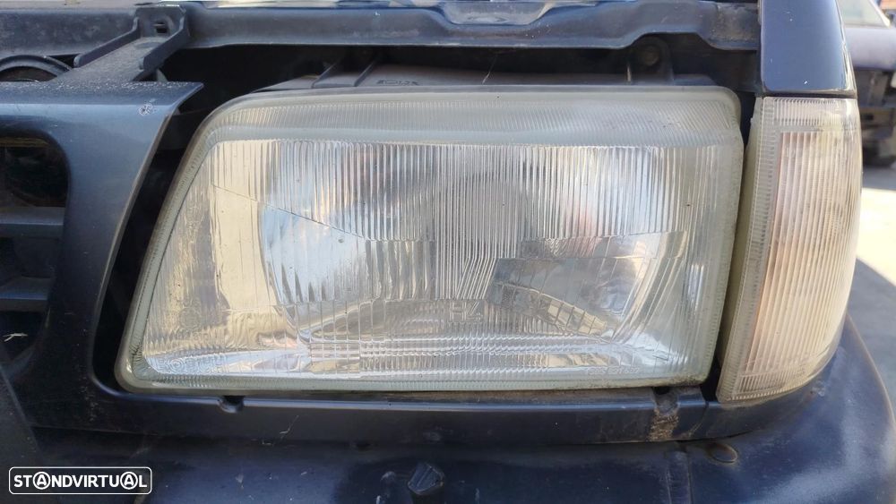 Ótica / farol esquerda OPEL Frontera A - 1