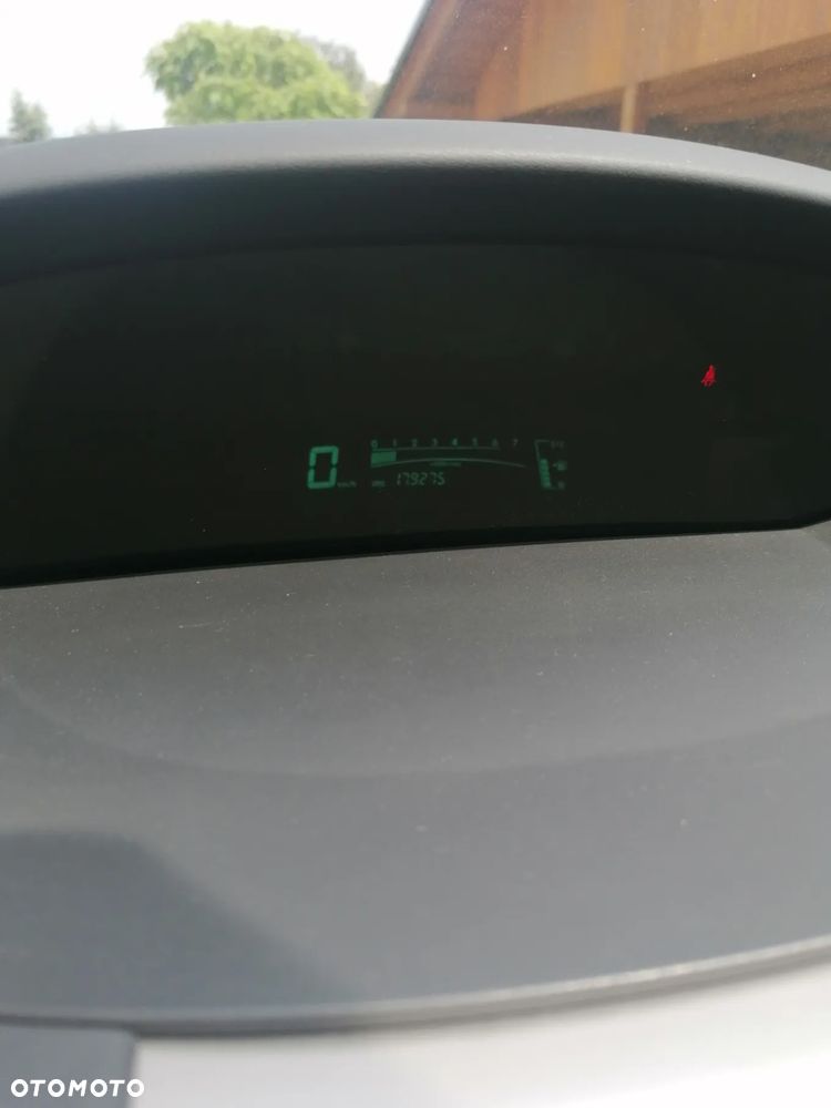 Toyota Yaris - 26