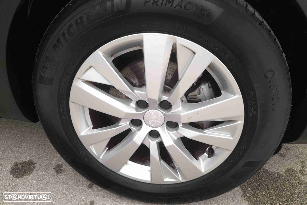 Peugeot 3008 1.2 PureTech Active Pack - 6